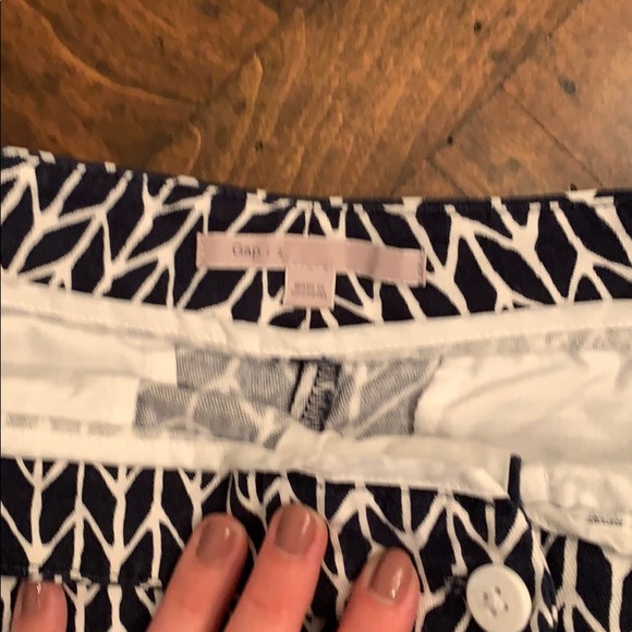 Gap shorts - Picture 2 of 3